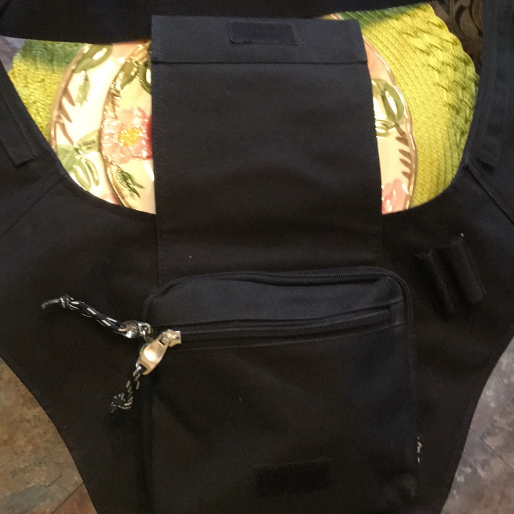 Bag -Crossbody - Picture 3 of 4